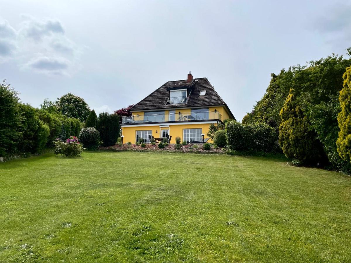 Traumhafter Seeblick Mit Grosser Terrasse Pogeez Kültér fotó